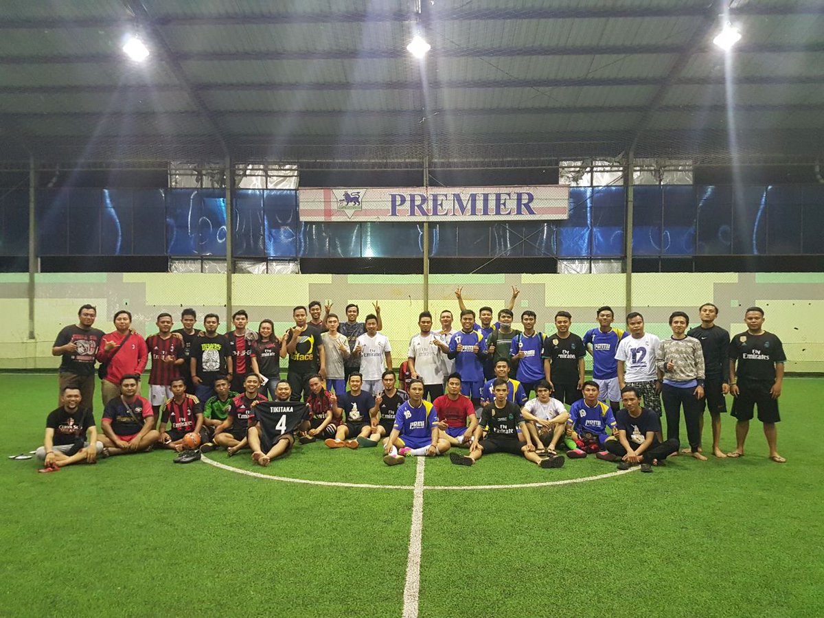 After Fun Futsal.. MIsezGorontalo Vs Pena Real Madrid Indonesia 😎

#misg
#prmi