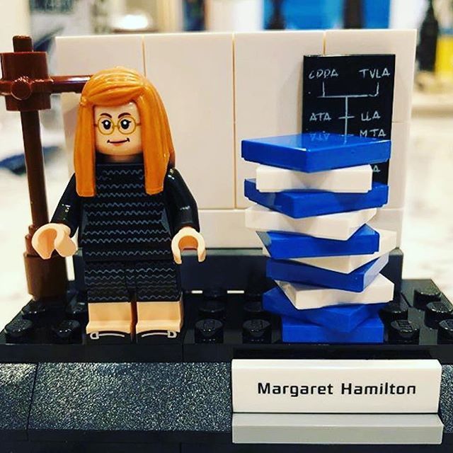 lesbiantech's tweet photo. Margaret Hamilton a @lego tribute to women in #STEM #womenshistorymonth #iwd2018 #LWTSummit ( #📷 @andyheppelle ) https://t.co/RCC4BsmksA https://t.co/JeNNXcTkc7