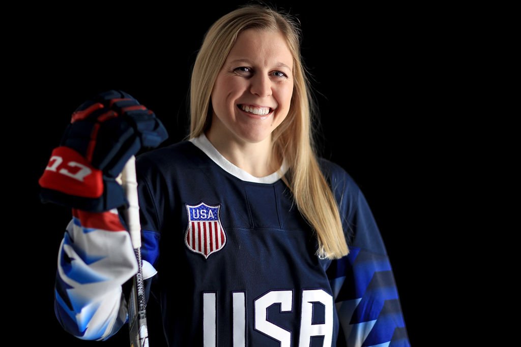 Blackhawks welcome Kendall Coyne and Alex Rigsby