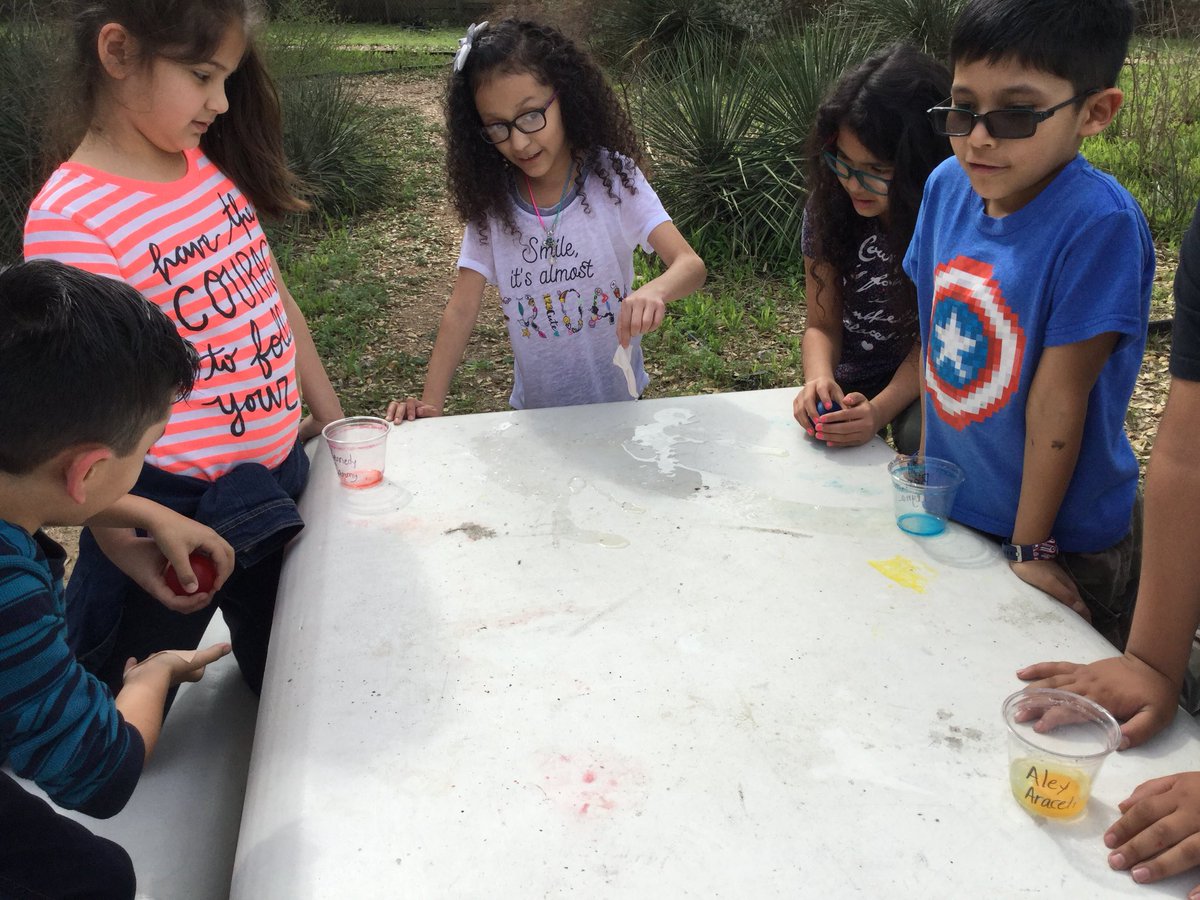 lisa_carrasco1's tweet image. @mrskbconrad can that egg really bounce? YES! Some didn’t 😞🥚 @NISDMurnin #changingmatter #bouncyegg #MurninInspired