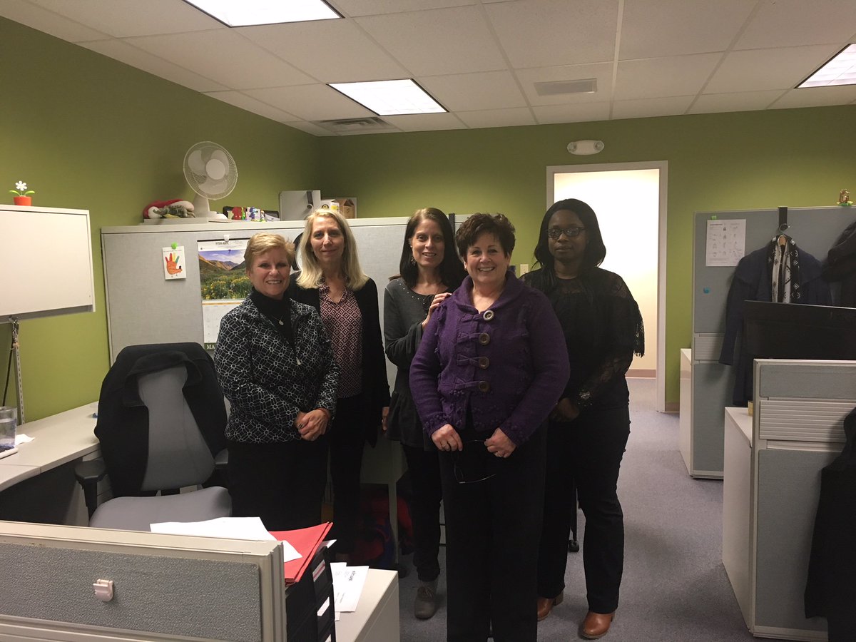 FibaFuse's tweet photo. We're so proud of all the amazing, hardworking and talented women that we have working at ADFORS and all of Saint-Gobain! #InternationalWomensDay #SGWomenStandingUp https://t.co/x9X647NIjY