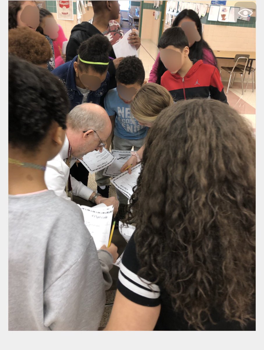 KGainerteacher's tweet photo. Growth Mindset Escape Room activity for 5th grade today [put on by the guidance counselor.] #iteachtoo #Elementary #elementaryschool #teacher #growthmindset #grit #BoldSchool #edchat #LeaderEd #learnered #cdsdchat https://t.co/eslaZckSFd