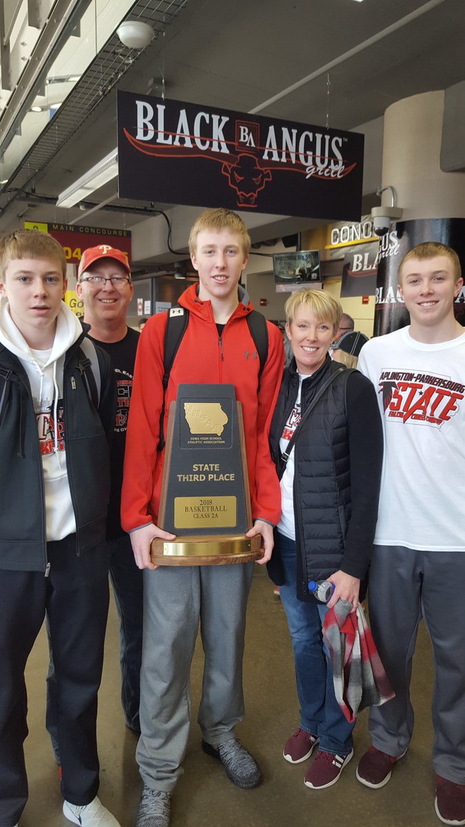 SJS84Alum's tweet photo. Proud of this kid and entire @APBoysHoops team.  Worked tails off in 2 games in less then 24 hours and not once gave in. Mental Toughness and a whole lotta support for each other. #ONETEAM https://t.co/l2maxh8v0A