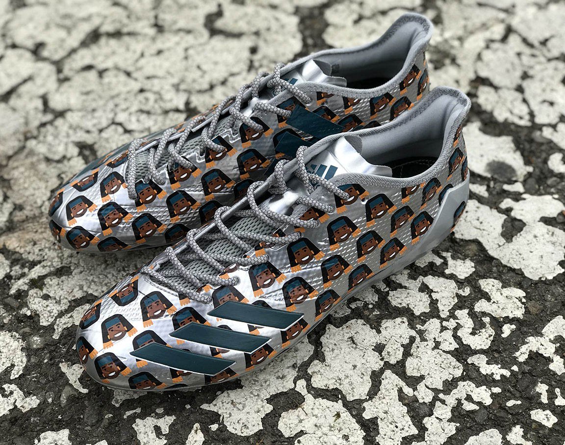 adimoji cleats