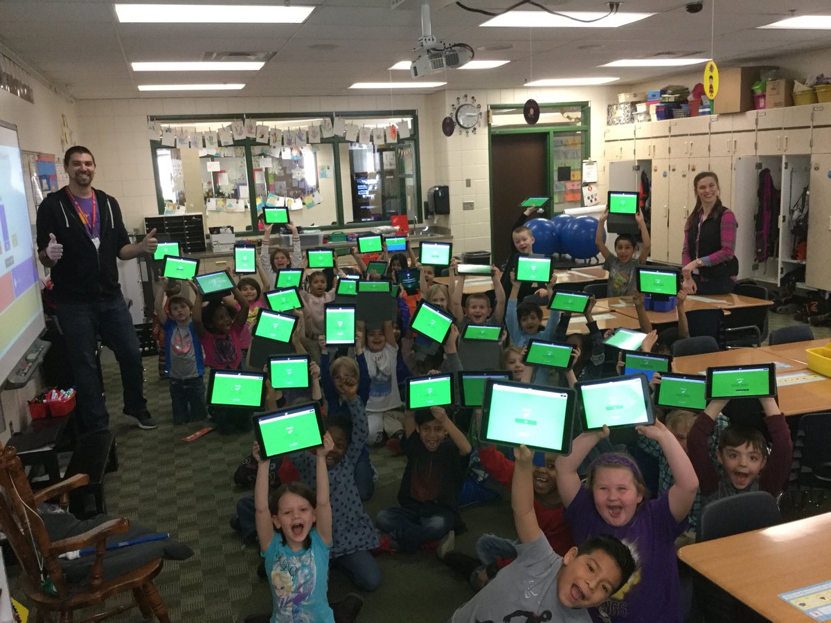 mgustapt's tweet photo. SLPSchools Today we played a Kahoot about our chapter book The Miraculous Journey of Edward Tulane with @Darrick_Becken #SLPPantherProud #allcorrect https://t.co/Q6IJV5E2BW
