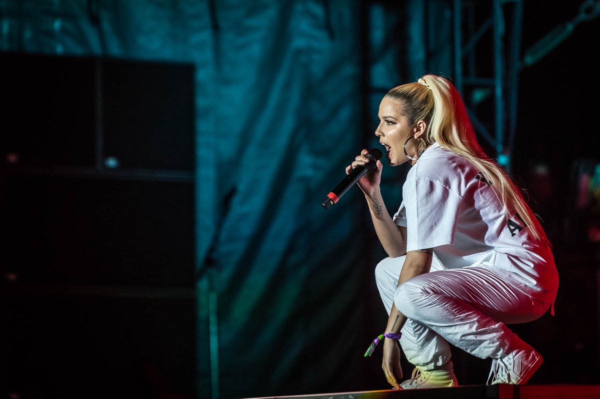 okeechobeefest's tweet photo. There is work to be done, there are songs to be sung - Halsey 

Happy International Women's day to the badass female musicians, speakers, workshop leaders, visual artists, techs, crew, staff, volunteers &amp; attendees who make the Okeechobee Fest world go 'round 💛 https://t.co/FFwiZLgolm