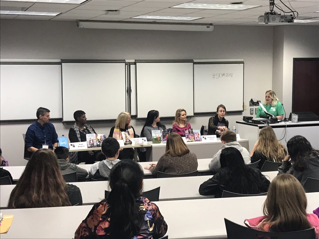 Marcie_leeman's tweet photo. Students nodding in agreement, smiling and truly immersed in author panel @seyabookfest @tomrogersbook @ktubb @buffalojenn @gailecn @nikkigrimes9 @stephfaris https://t.co/1wsX2Lw5OK