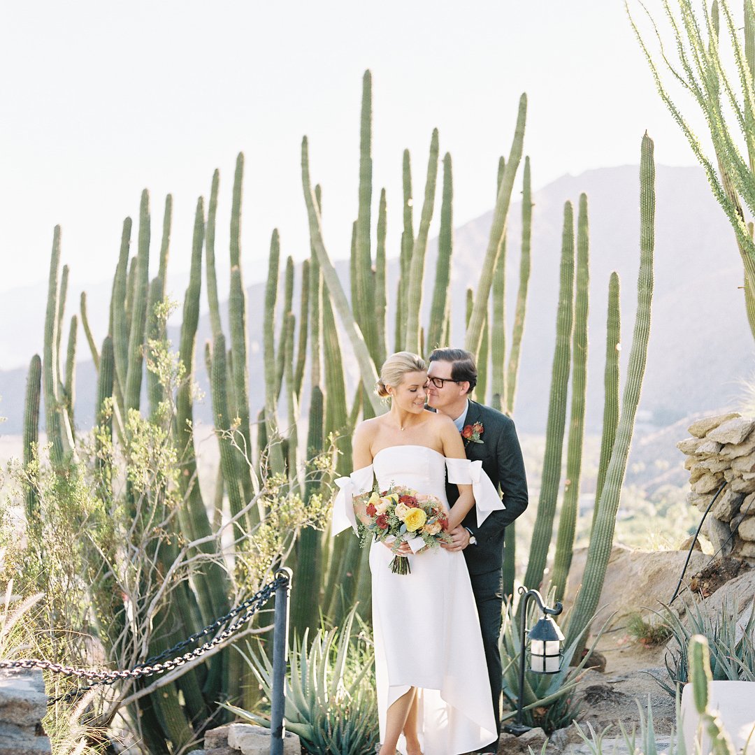 tailorskeep's tweet image. Having a suit custom-made for your wedding day is one of the greatest ways to  memorialize the most important day of your life. Louis let us handle the creation of a olive flannel trim-fitting get-up for his special day.  Featured here on @MarthaWeddings:  marthastewartweddings.com/618793/palm-sp…