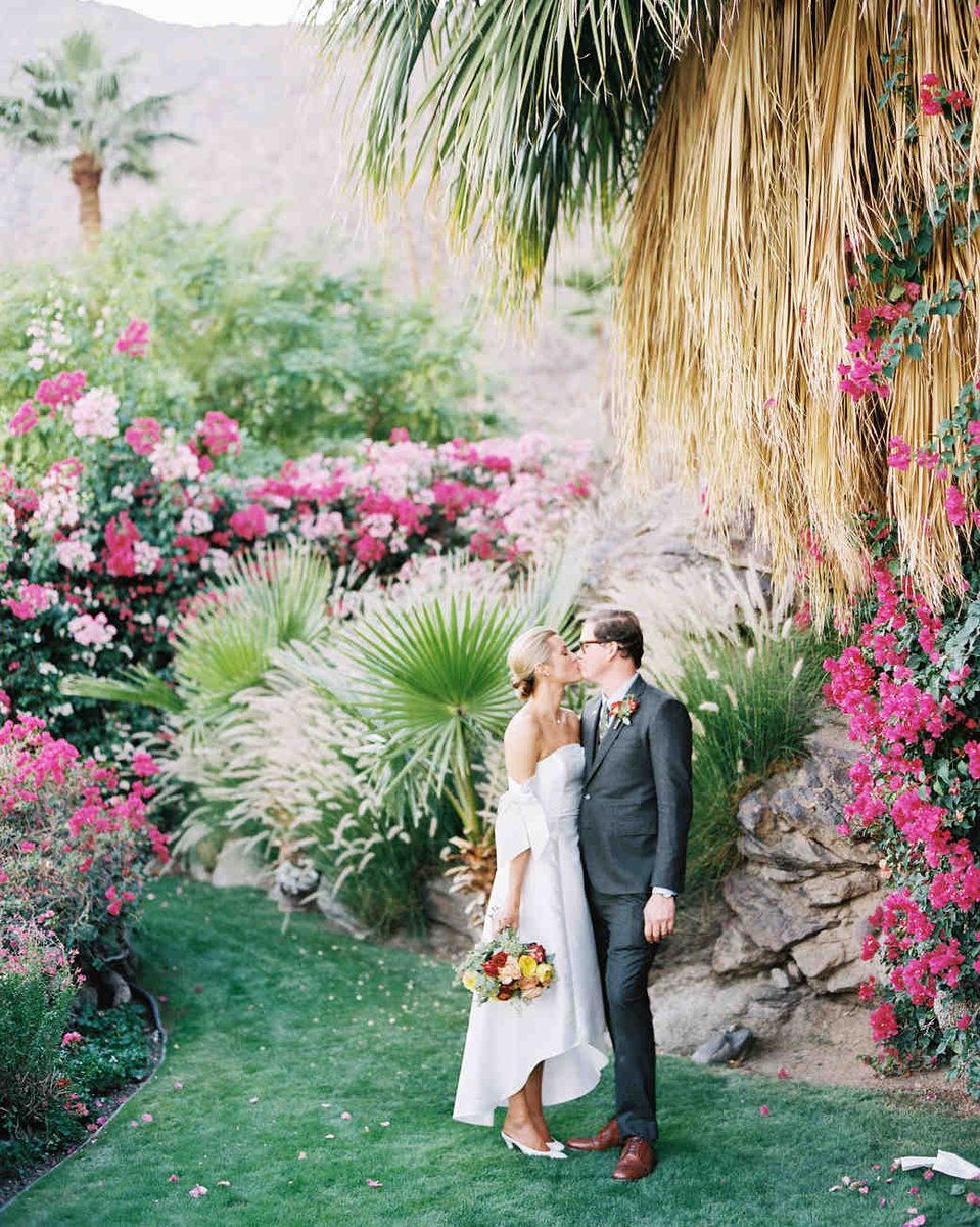 tailorskeep's tweet image. Having a suit custom-made for your wedding day is one of the greatest ways to  memorialize the most important day of your life. Louis let us handle the creation of a olive flannel trim-fitting get-up for his special day.  Featured here on @MarthaWeddings:  marthastewartweddings.com/618793/palm-sp…