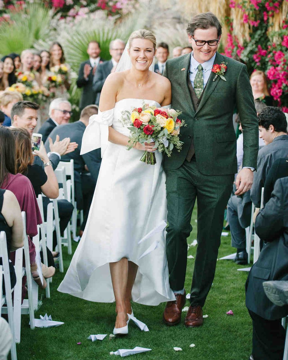 tailorskeep's tweet image. Having a suit custom-made for your wedding day is one of the greatest ways to  memorialize the most important day of your life. Louis let us handle the creation of a olive flannel trim-fitting get-up for his special day.  Featured here on @MarthaWeddings:  marthastewartweddings.com/618793/palm-sp…