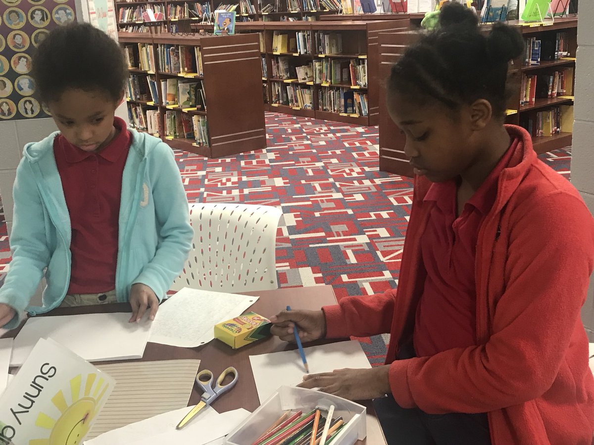 bgemedia's tweet photo. Media Festival projects are well under way at BGE Media Center!  #GSMF2018 #Mediafestival #iMovie #StudentProducers #MediaStrong #BGEEagles @LibertyCoSchool @dcrawfordbge https://t.co/Tl1w2Uv733