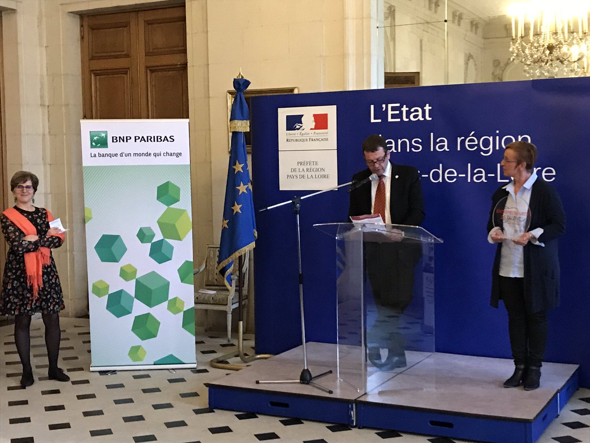 valerie_oppelt's tweet photo. 24 candidates pour le premier concours sur les thèmes jeunesse audace et innovation #Nantes #entrepreneures de talent !@cmarPDL @Prefet44 #métiers et #artisanat 
3 Femmes engagées et talentueuses !
#8mars https://t.co/QRn72cmmXx