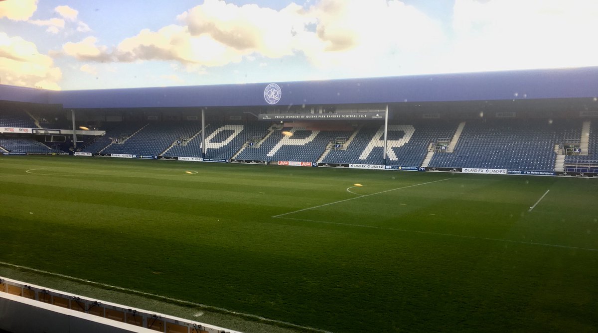 JakeMartens10's tweet photo. Always good to see New Zealand represented when you work with clubs on the other side of the world #RyanNelsen @QPRFC @NZ_Football https://t.co/KQurHf3KQs