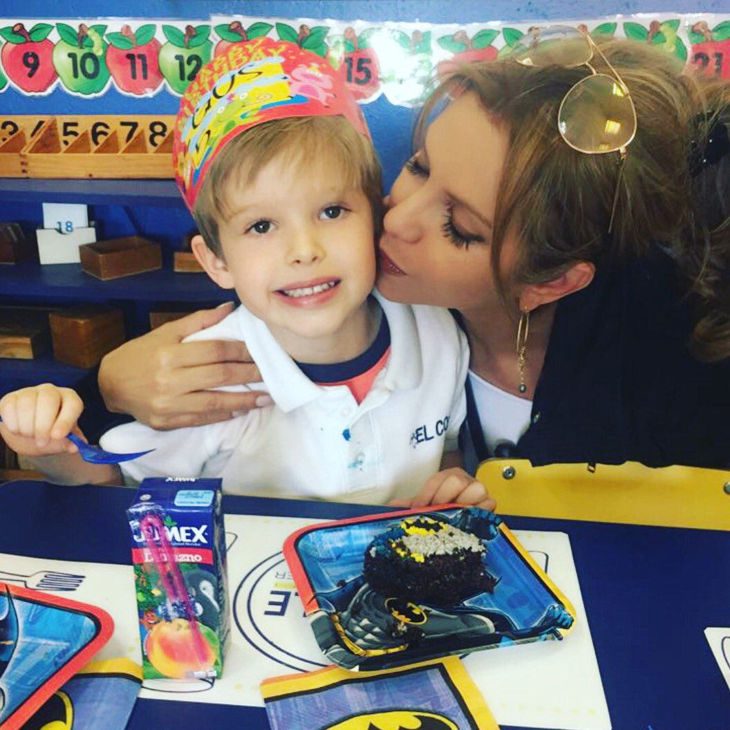 Daniela Castro tweet media