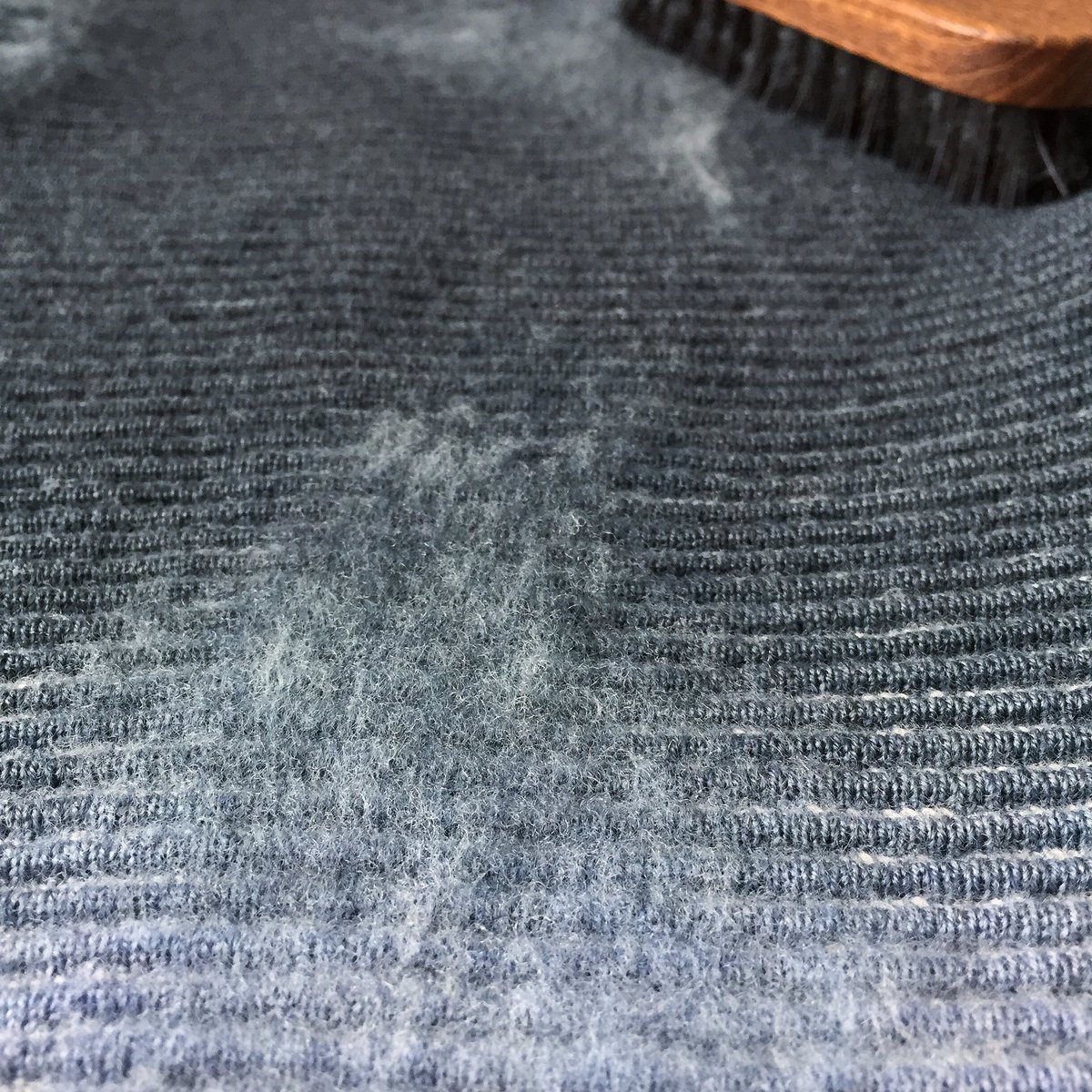 mhairi's tweet photo. Brushed textures #supersoft #brushed #merinowool #handdyed #wool #knittedtextiles #knit #textile #textilesdesign #djcadresidents #residency #texture #textures #soft #contrast #enhancement #blue #gradient #foolsbrushin #handdyedyarn #knitted #knittedfashion #inspiredbyshetland https://t.co/N6O2XxTOxT