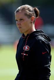 UKNYJets's tweet photo. Kathryn Smith and Katie Sowers. Kathryn became the first female coach with the Bills, followed by Katie for the 49ers, doing great jobs 👍🏻 https://t.co/ULsuLOHBFh