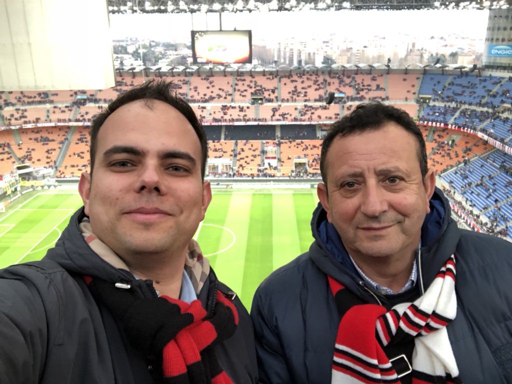 cosimodima's tweet photo. Da Uggiano Montefusco!!!!!!!
FORZA MILAN!!!
#mymilanarsenal #milanarsenal https://t.co/OyS1AWb4xl