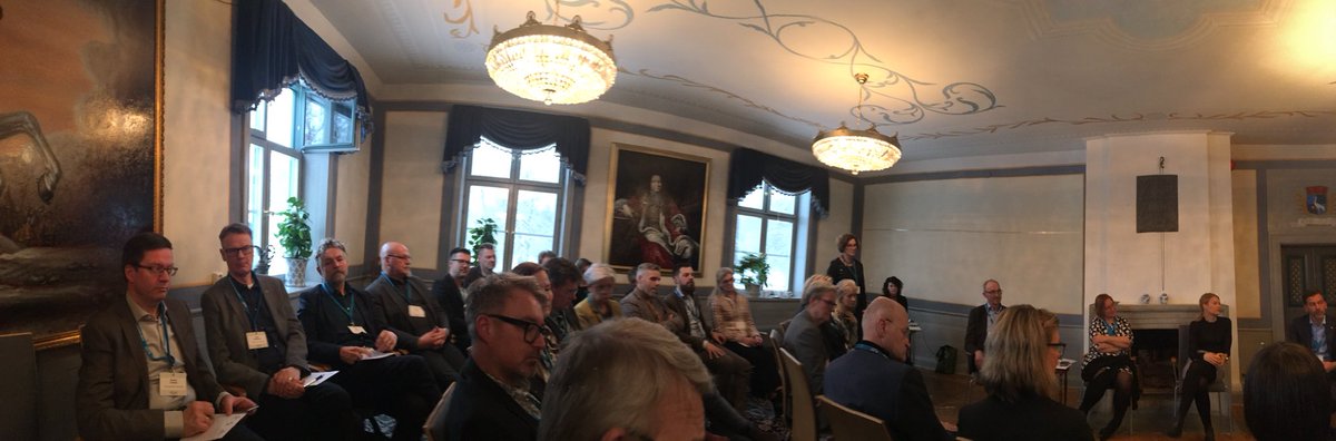 grillner's tweet photo. Fantastic afternoon with @renaissance3_0 - university leaders from 24 HEI’s across Sweden - debating current and future challenges re. our responsibility to carry democratic and inclusive values  through our age of digital transformation #help8 with @DrEmmaFrans @darjaisaksson https://t.co/PH1Dz89dcy
