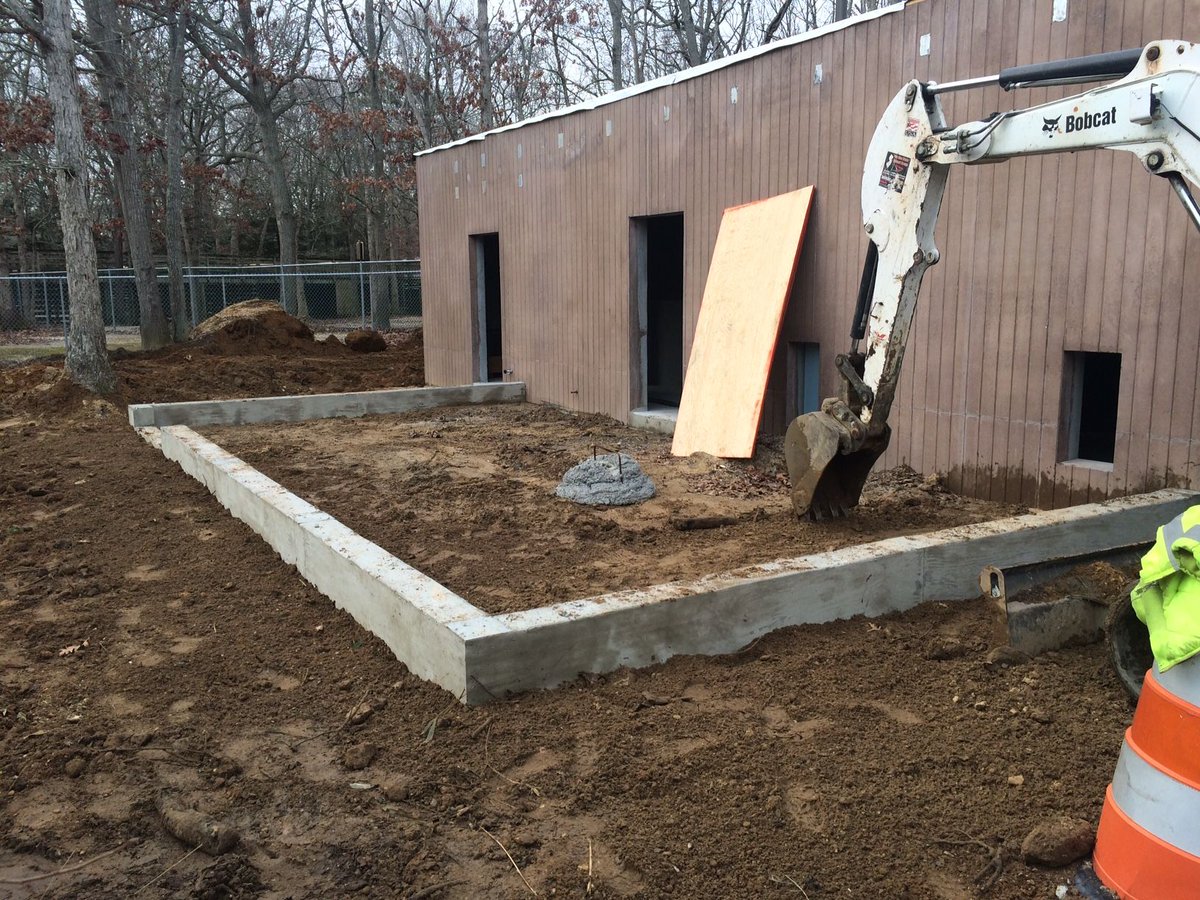 #TBT to 2014 - Snow Leopard Holding Building at the Cape May County Zoo #capemaycountyparkzoo