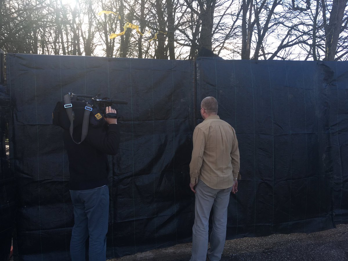 PaulByrne_1's tweet photo. Exclusive. : Richard Satchwell visits the site where #Gardai are searching for his #missing wife #TinaSatchwell. See #3News @5.30 &amp; on b3 @7&amp;10 https://t.co/F2NinWm1Oh