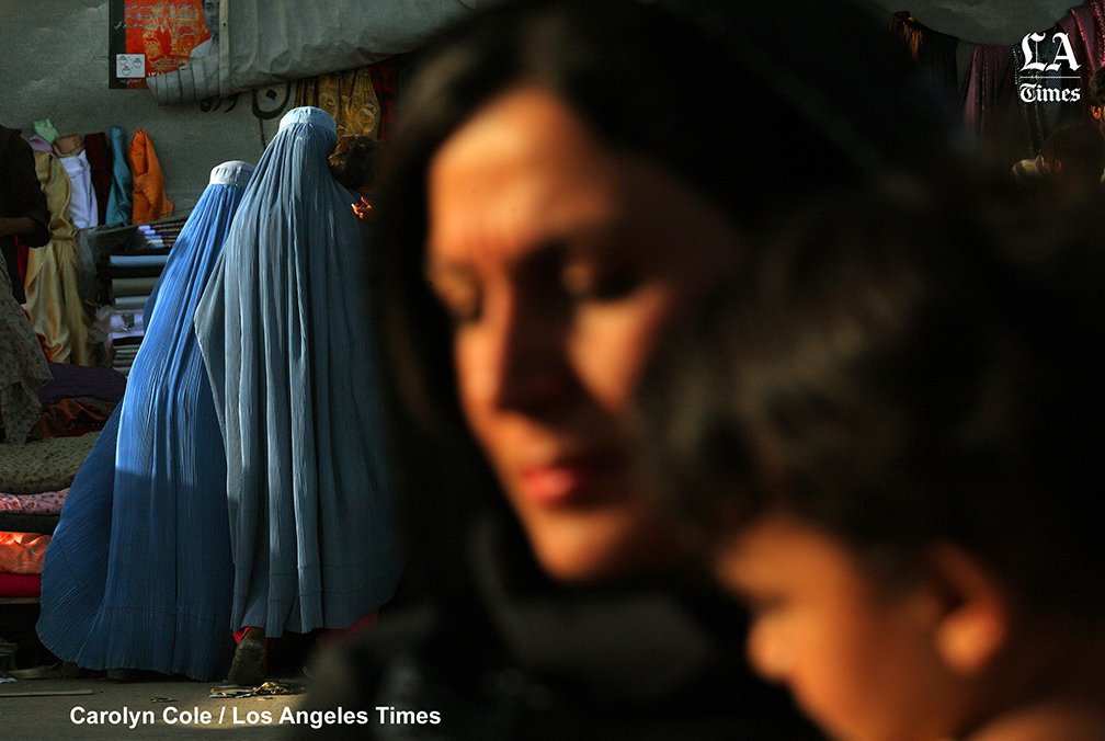 Carolyn_Cole's tweet photo. To all of the women who have shared their story with me, I say thank you! #IWD2018 #WomensDay@latimes https://t.co/cUhKeatSjw