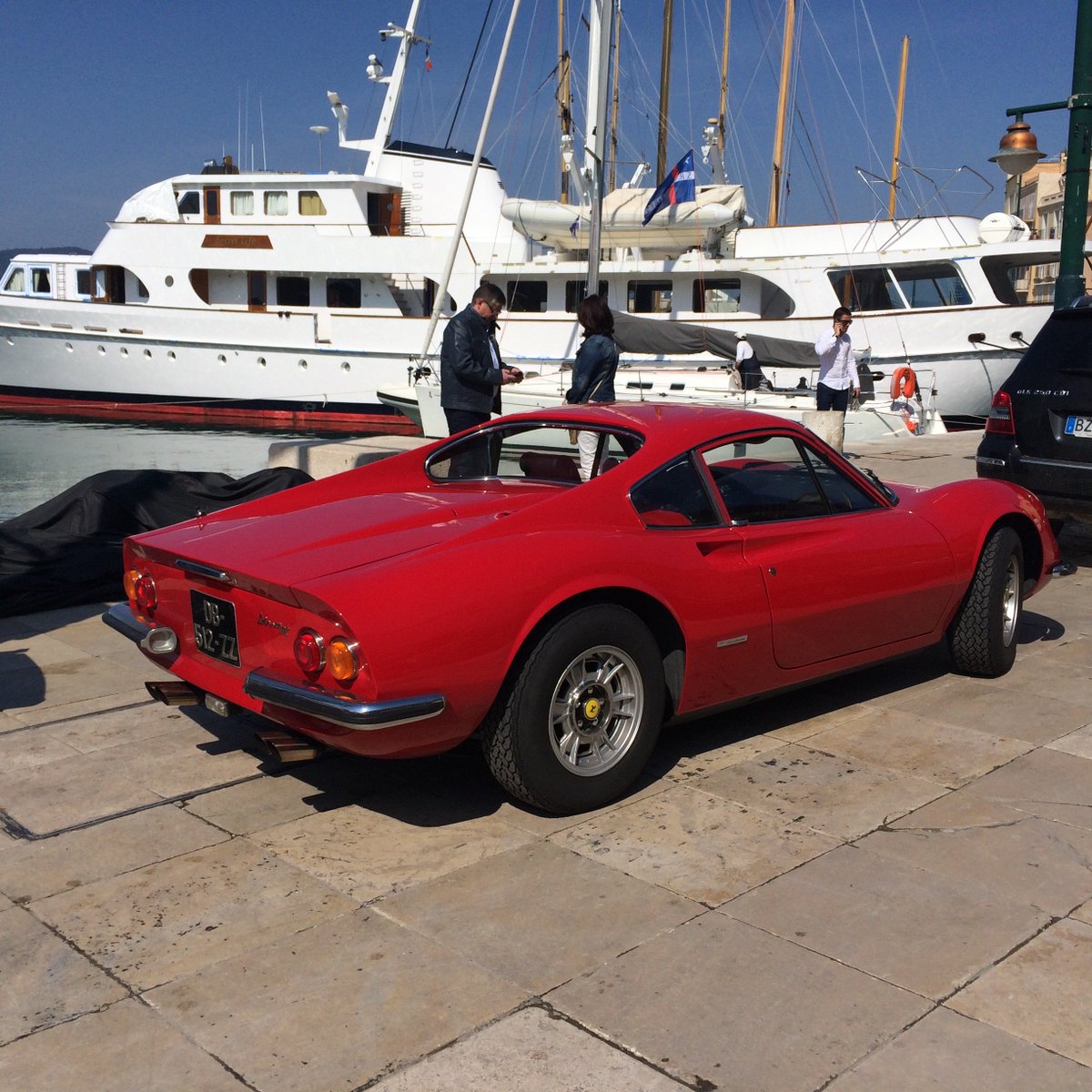 ByronApartment's tweet image. #dinoferrari and #luxboat #nicemix #CotedAzurFrance