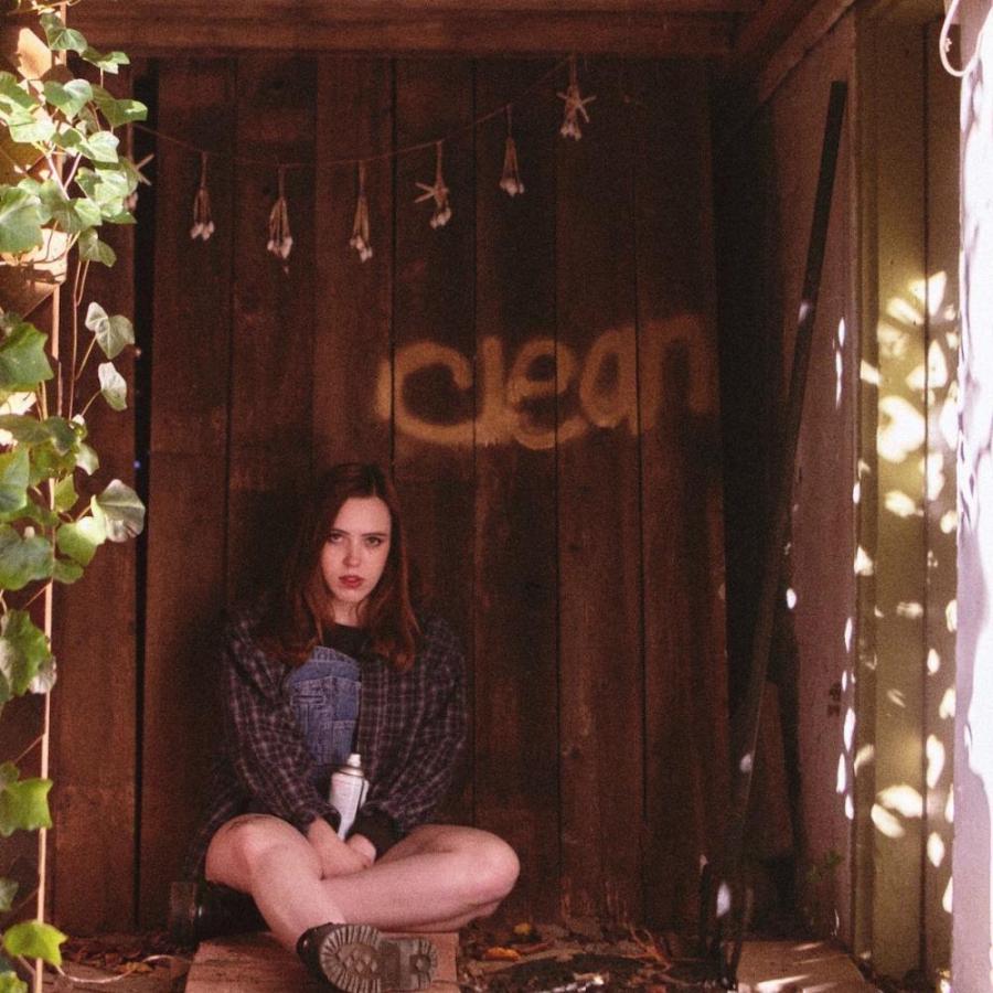 #SoccerMommy debuted last Friday with her album 'Clean', a record full of great indie pop moments. Listen here: soccermommy.lnk.to/Clean