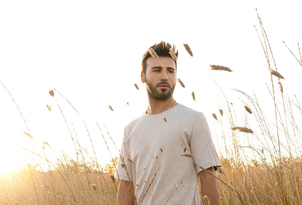 Yeni Şarkı İçin Geri Sayım!

Emre Kaya, yeni şarkısını çok yakında müzikseverle buluşturacak! <a href="/emrekaya/">Emre Kaya</a> <a href="/SamsunDemir/">Samsun Demir</a>