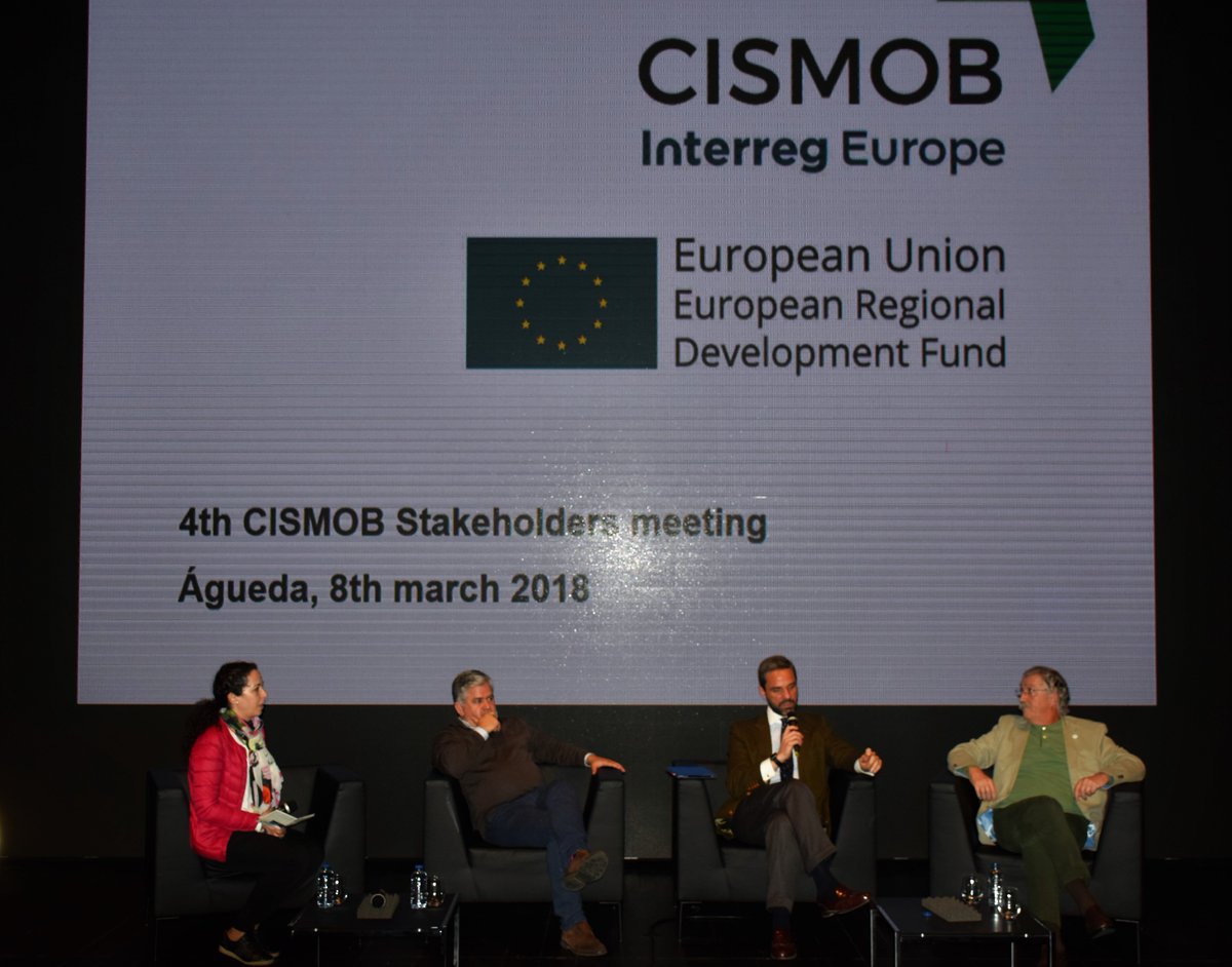 InterregCismob's tweet photo. Q&A with the panel of the second and session of the 3rd CISMOB Building Capacity Workshop #CISMOB #SustainableMobility #ICT #LowCarbon https://t.co/DNWoDHReuL