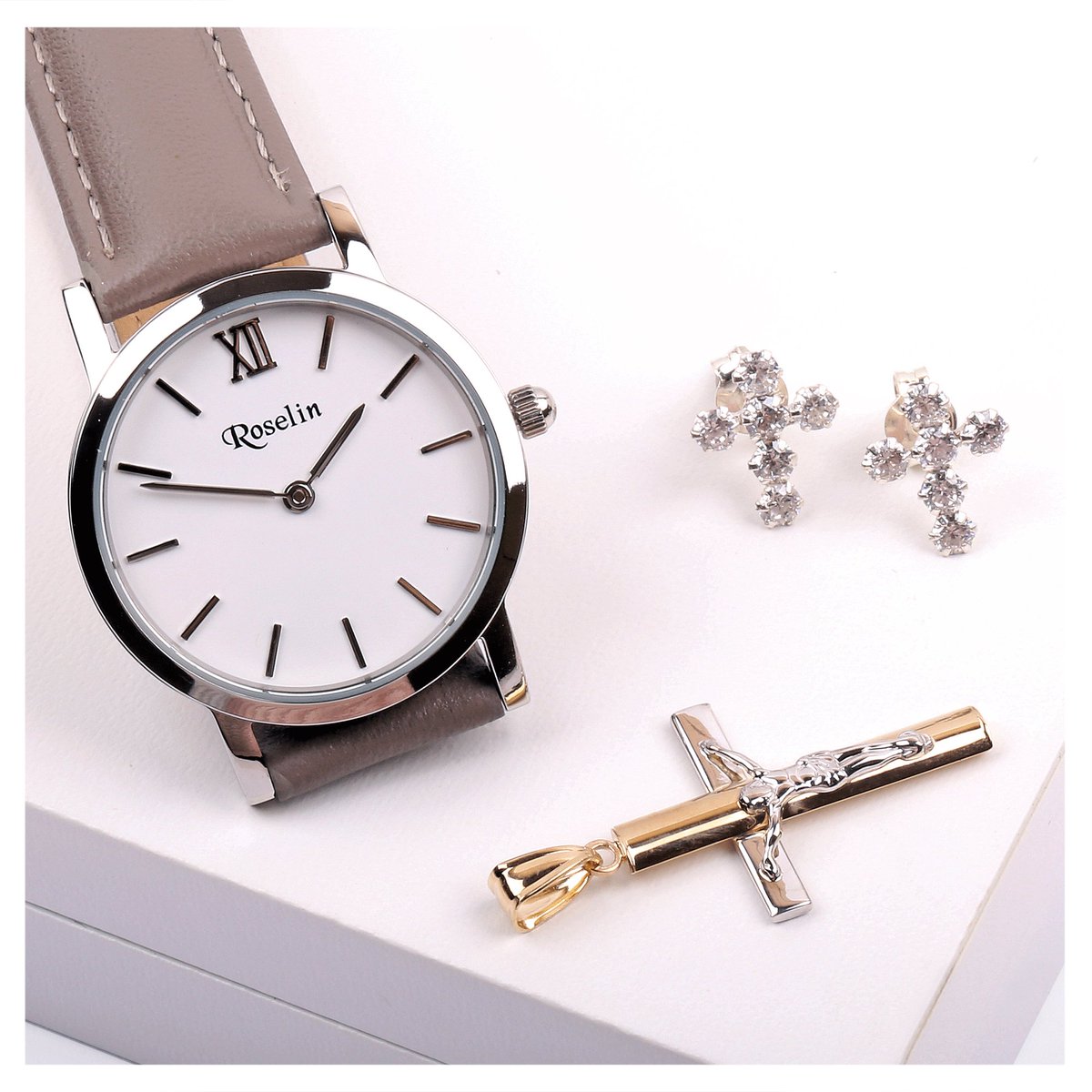 Esta primavera, en <a href="/RoselinJoyeros/">Roselin</a> Puerto Venecia vas a encontrar el regalo perfecto para la comunión de esa personita especial ¡acércate a ver todo lo que están preparando para esa fecha tan importante!