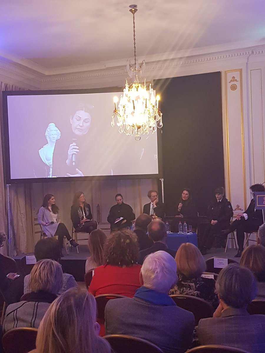 Prefet57's tweet photo. #Prefet57 #SNCFemmes #8Mars
Anne RIBAYROL-FLESCH @ARF_HYDREOS Chef d’entreprise Présidente du pôle de compétitivité Eau, HYDREOS, 1ère Vice-Présidente @cesergrandest Présidente @engees_ecole conseille aux femmes d’« OSER s’engager ». https://t.co/HDxpOtkJea