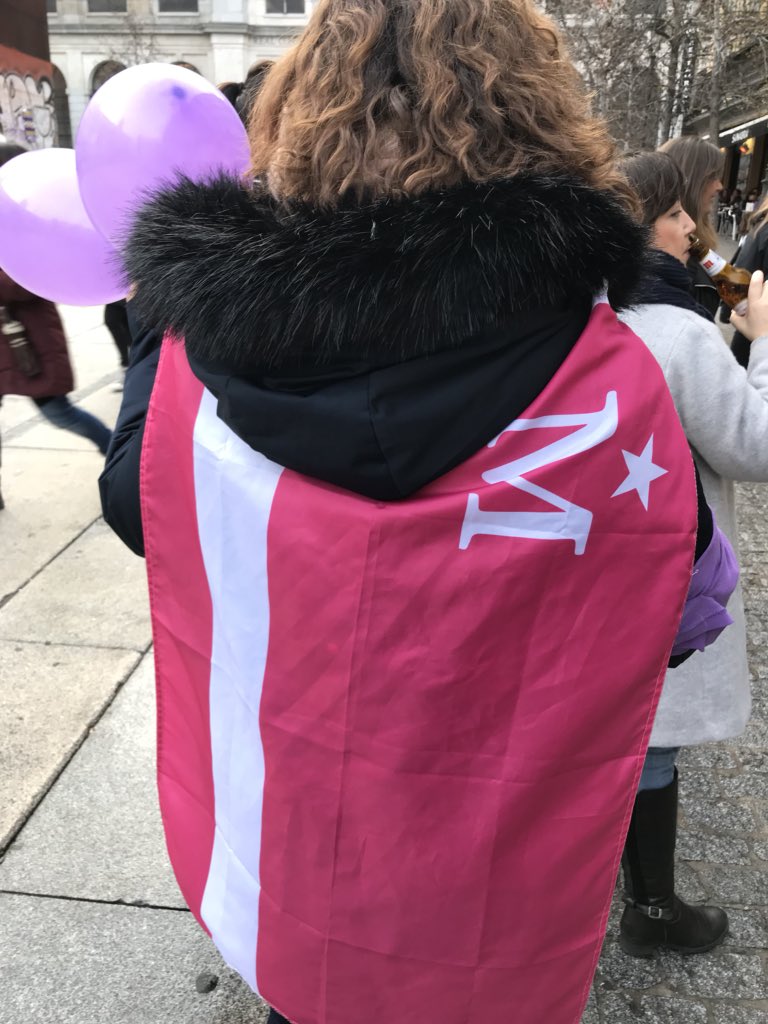 xiquetamarre's tweet photo. Hoy moderdonia es FEMINISTA!! @davidbroncano @_Queque_  @IgnatiusFarray 💪💪💪💪 https://t.co/sHTYID1hsT