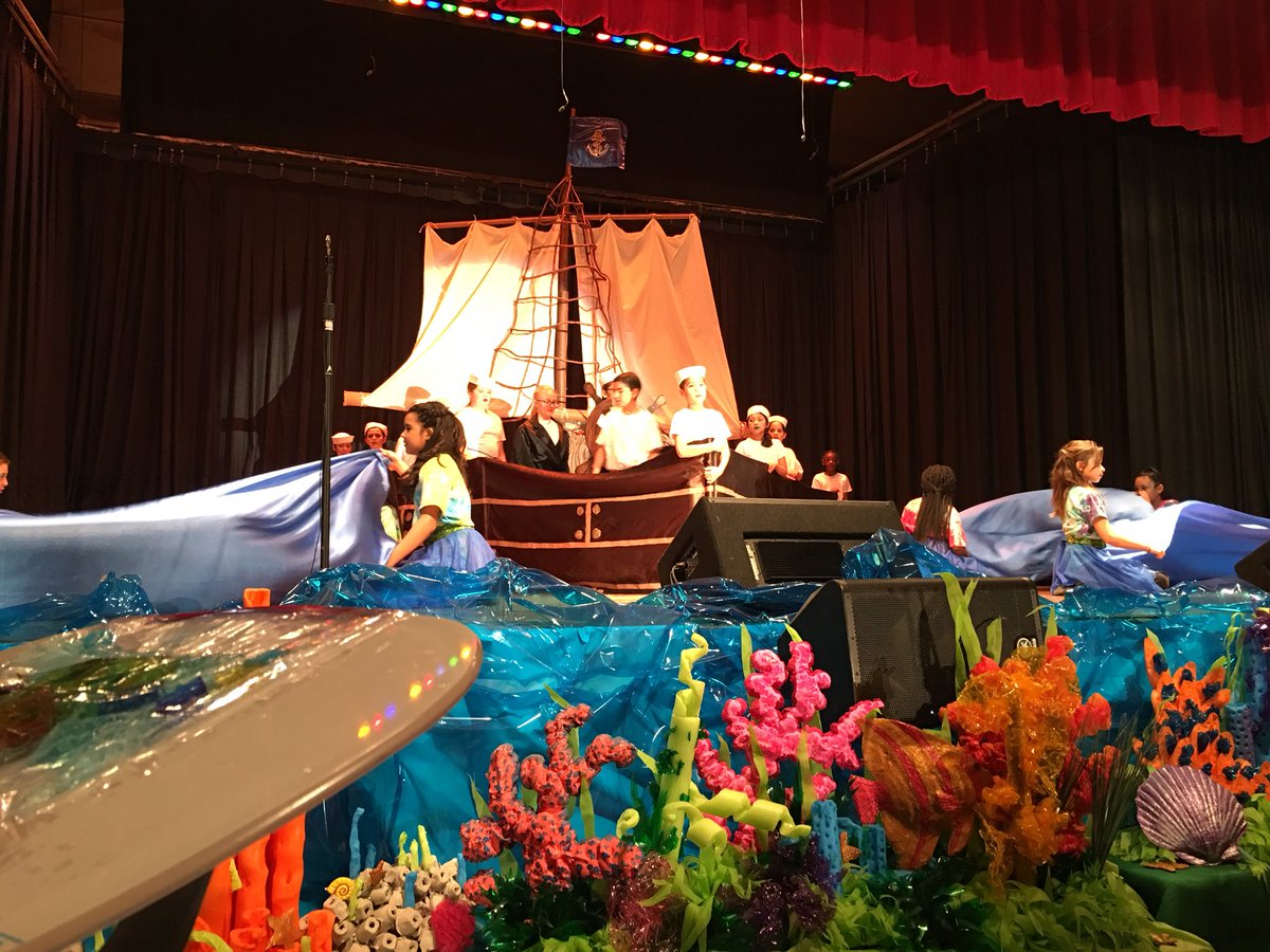 MackWeatherford's tweet photo. The AM kids had a blast @MilamMagnet production of The Little Mermaid!!! @Palmer1Sherry https://t.co/jAei36xOhI