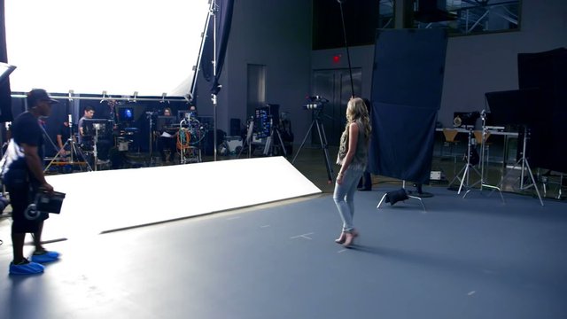 I've loved this campaign ever since it launched for all it stands for. "Together we're making #LikeAGirl mean amazing things! Today and everyday, keep showing the world you're unstoppable" #LikeAGirl 💙 #InternationalWomensDay #RewriteTheRules bit.ly/2FyoxZX #PGemployee