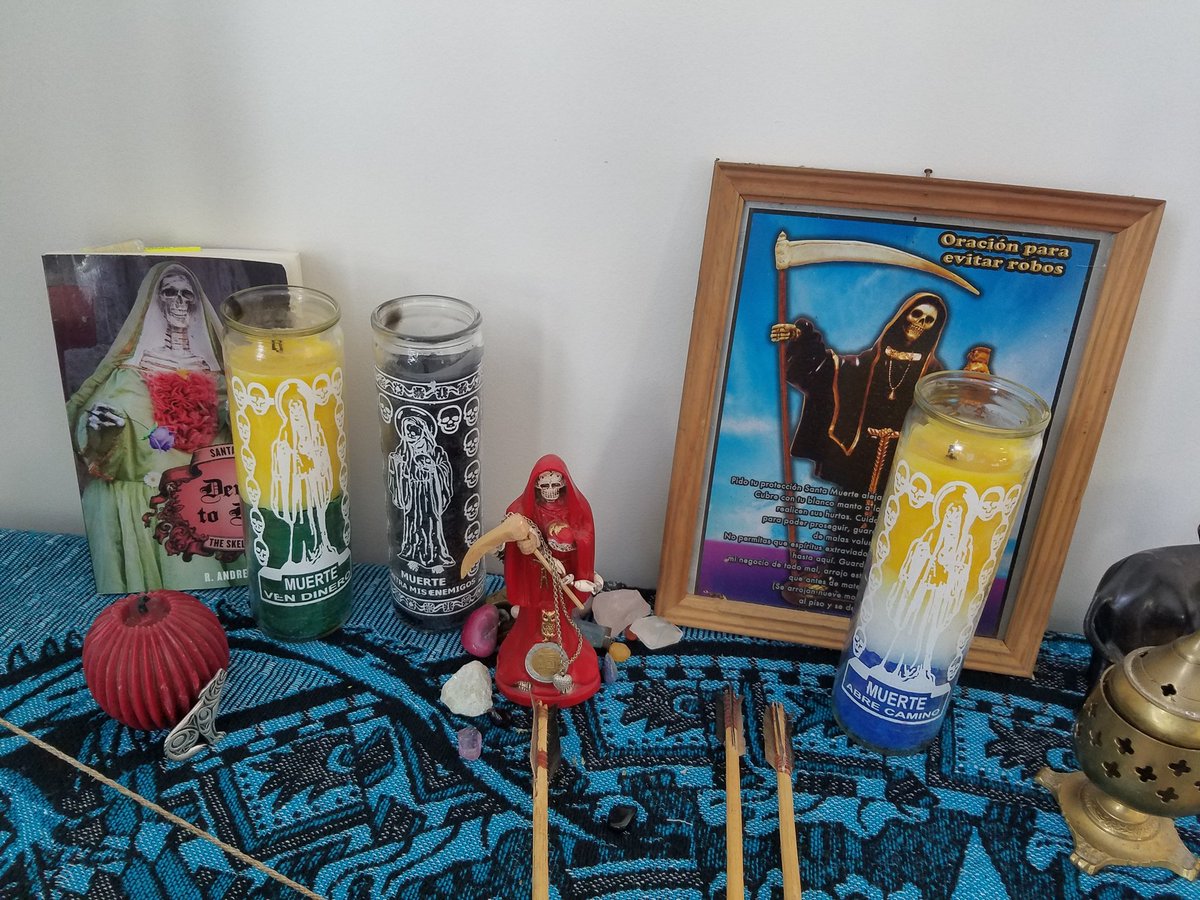 AndrewChesnut1's tweet photo. Lecture: Santa Muerte, Saint Death with Prof. Chesnut @UAlberta 3/9/18 at 3:00.
Hosted by @ProfKingsbury
 https://t.co/uw0IU8lfzQ https://t.co/AXnUiikIYa