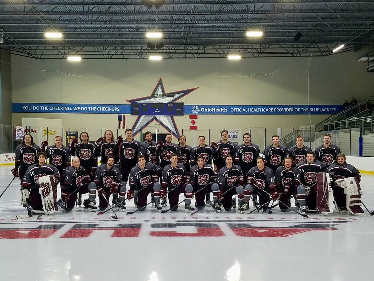 MOStateHockey's tweet photo. 🚨Today's the day!! 🚨Your MSU Bears face off against the University of Arizona at 8:45 EST in the first round of the National Championship tournament! Winner advances to round two tomorrow. Game is available to watch at https://t.co/VB0mgCnUxR #BearUp #UnderBears 🐻🏒 https://t.co/KKjPICTuU4