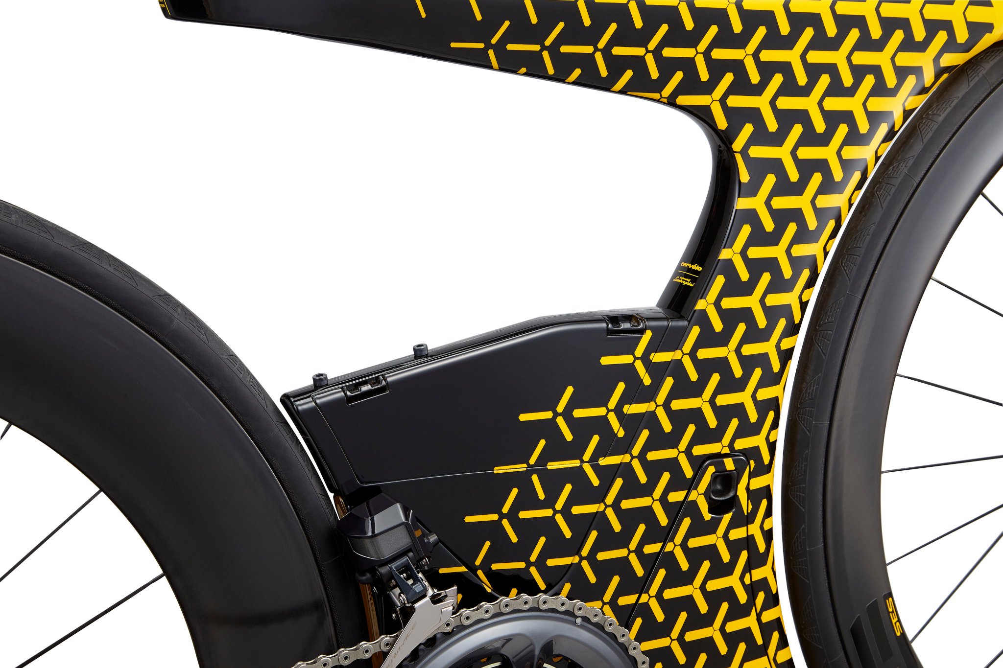 Cervelo on X We couldn t wait to see what the gifted graphic artists from Lamborghini would do to the Ultimate Triathlon Bike. Did the limited edition P5X meet our expectations You be the judge. https...