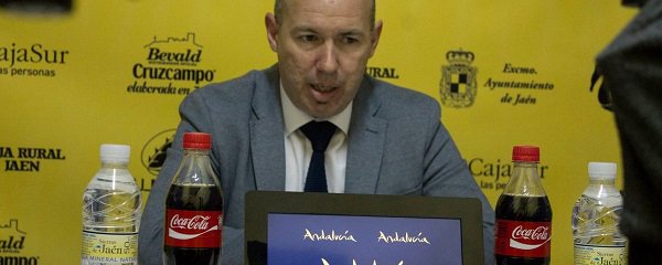 FSWeb2008's tweet photo. 🎙 @danirodriguezfs "vamos con la ilusión de hacer un buen partido, de intentar mejorar las sensaciones que nos solemos traer del Palau" https://t.co/rf8KVsoIrV 

#primeradivision #jaen #danirodriguez #lnfs #futsal #fsweb2008 #jaenparaiso https://t.co/aCftGjBzFU
