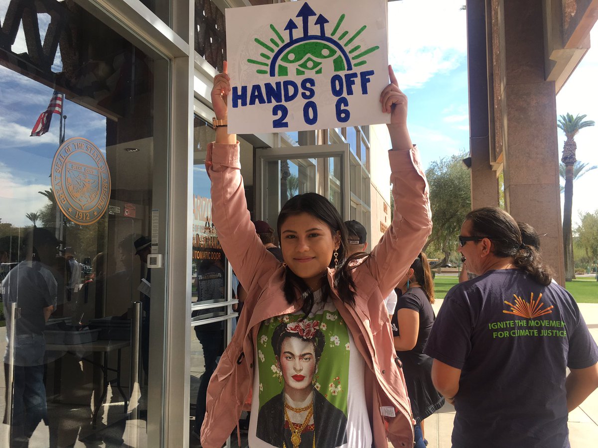 LUCHA_AZ's tweet photo. #HandsOffProp206 #Prop206Works https://t.co/GzxrmM7dmS