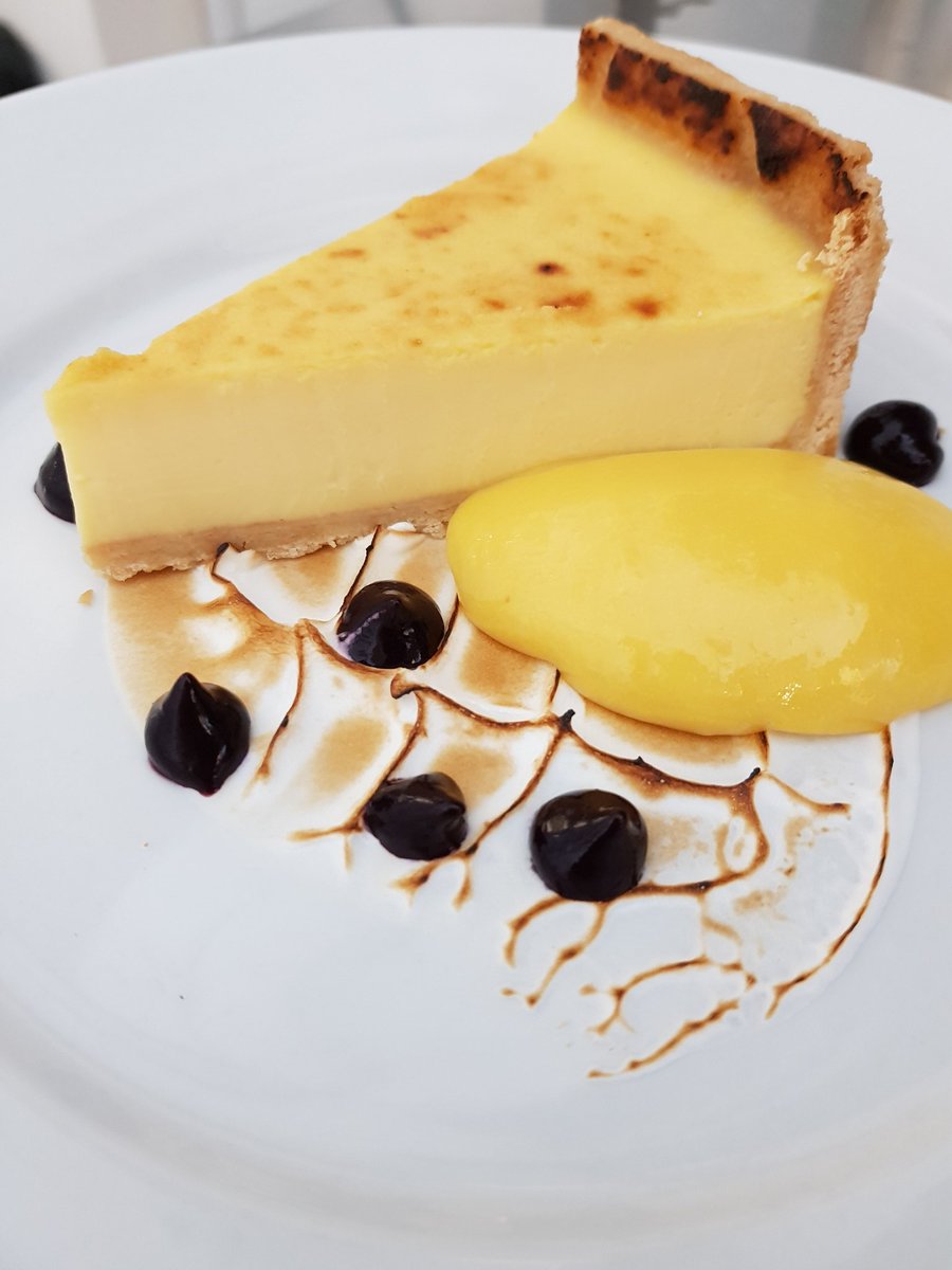 Baked lemon tart special <a href="/AlmaBristol/">Alma Tavern &Theatre</a> tonght @rosatapas <a href="/westburyparkpub/">westburyparkpub</a> <a href="/ZazusKitchen225/">Zazu's Kitchen</a>