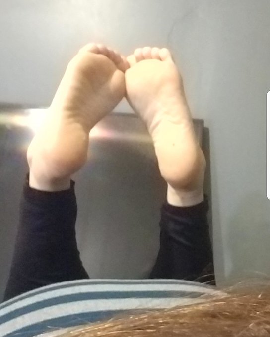 #feet #wrinkledsoles #arches #toes #footmodel https://t.co/7cwkZydnzO<a href="/tag/feet"class="tags">#feet</a><a href="/tag/wrinkledsoles"class="tags">#wrinkledsoles</a><a href="/tag/arches"class="tags">#arches</a><a href="/tag/toes"class="tags">#toes</a><a href="/tag/footmodel"class="tags">#footmodel</a>