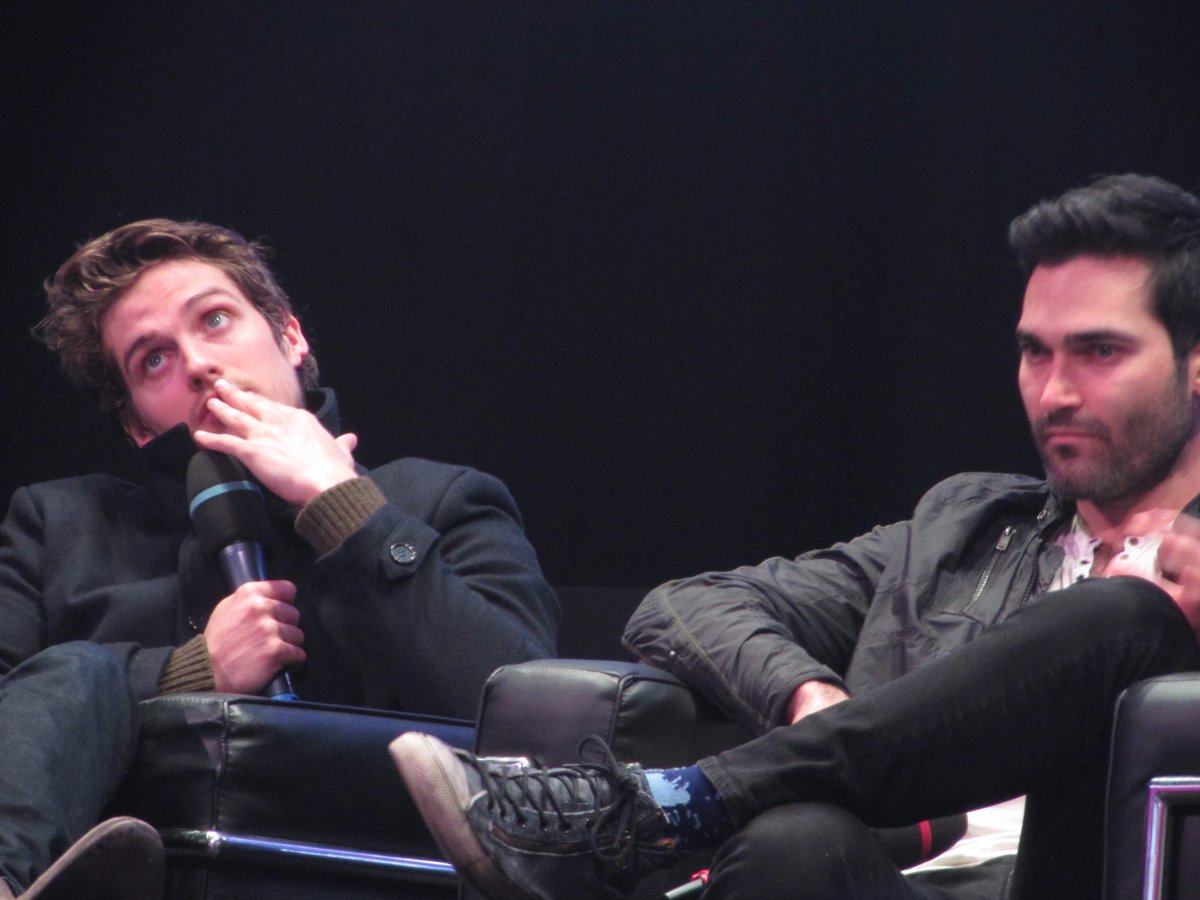 HoechlinBR's tweet image. 📸 | Tyler Hoechlin e Daniel Sharman na #GoodbyeCon 
Créditos: @itschiara23