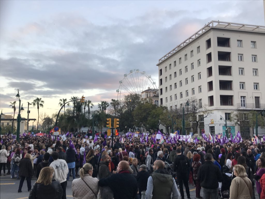 FP_anaaespaa's tweet photo. Juntas somos más fuertes 💜 #8M #nosotrasparamos https://t.co/N9Kb8ltSBL