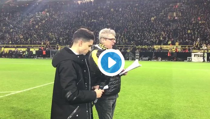 betisweb's tweet photo. 📽️Homenaje del Borussia Dortmund a @MarcBartra 😍😍💚 https://t.co/5HKDzRxfay https://t.co/xTI8X3BVKr