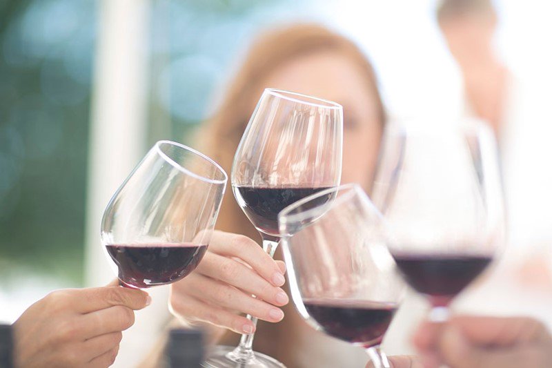 ¿Sabes porqué es importante la acidez en los vinos? <a href="/vinetur/">Vinetur</a> te lo explica. ow.ly/m65H30iO9Q1