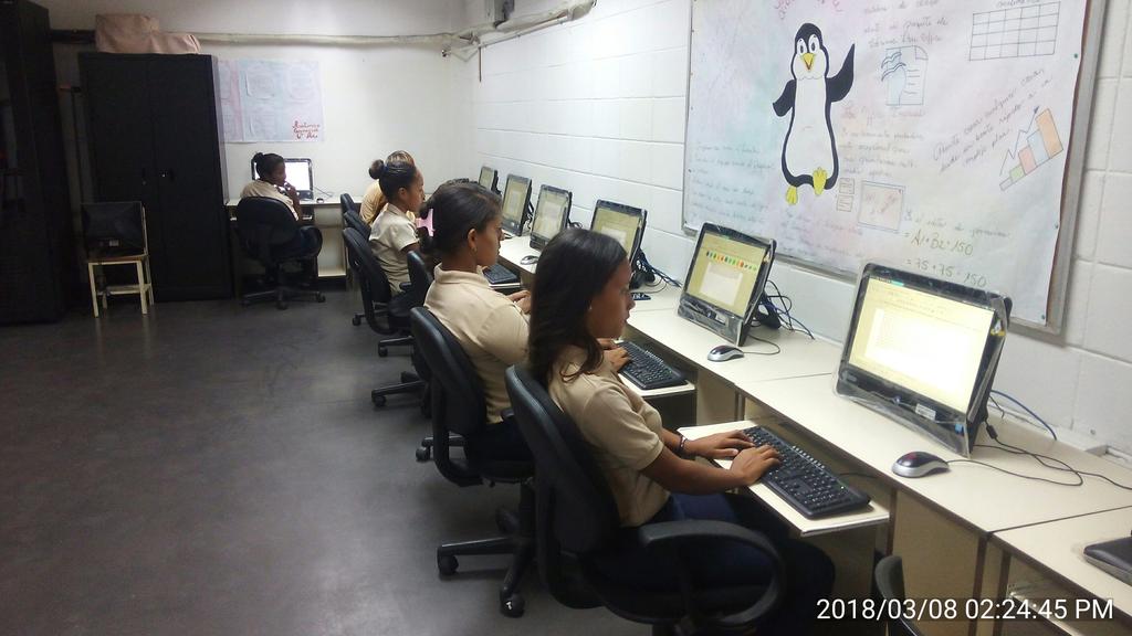 CBITYARSANFELIP's tweet photo. El computador como herramienta de apoyo en las prácticas de mecanografía-Uso de las teclas guías. En el CBIT "Romulo Gallegos" de la E.T. Romulo Gallegos.
@MPPEDUCACION 
@Fundabit 
@Fundabit_Yara01 
@2doCBITHUGOCHAV 
#SomosFundabitYaracuy 
#SoyFormadorTecnologico https://t.co/jrldWBDy7p