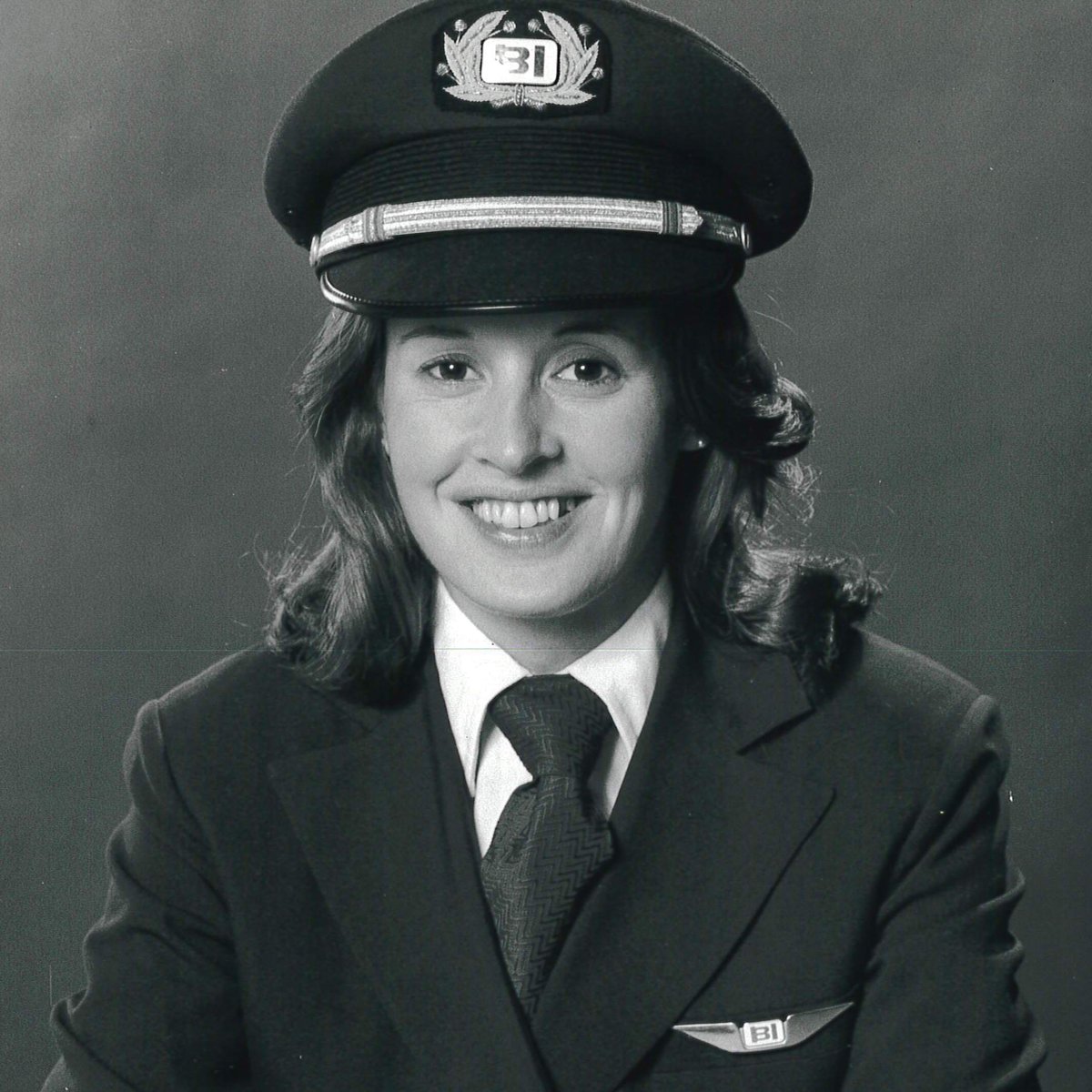 ALPAPilots's tweet photo. Today, on #InternationalWomensDay (and every day!), we celebrate the pioneers and trailblazers of ALPA’s nearly 2,600 female pilots who make up the safest mode of transportation in the world. Here’s to all the women in aviation today and the future generations to come. https://t.co/VeHgfvkbXU
