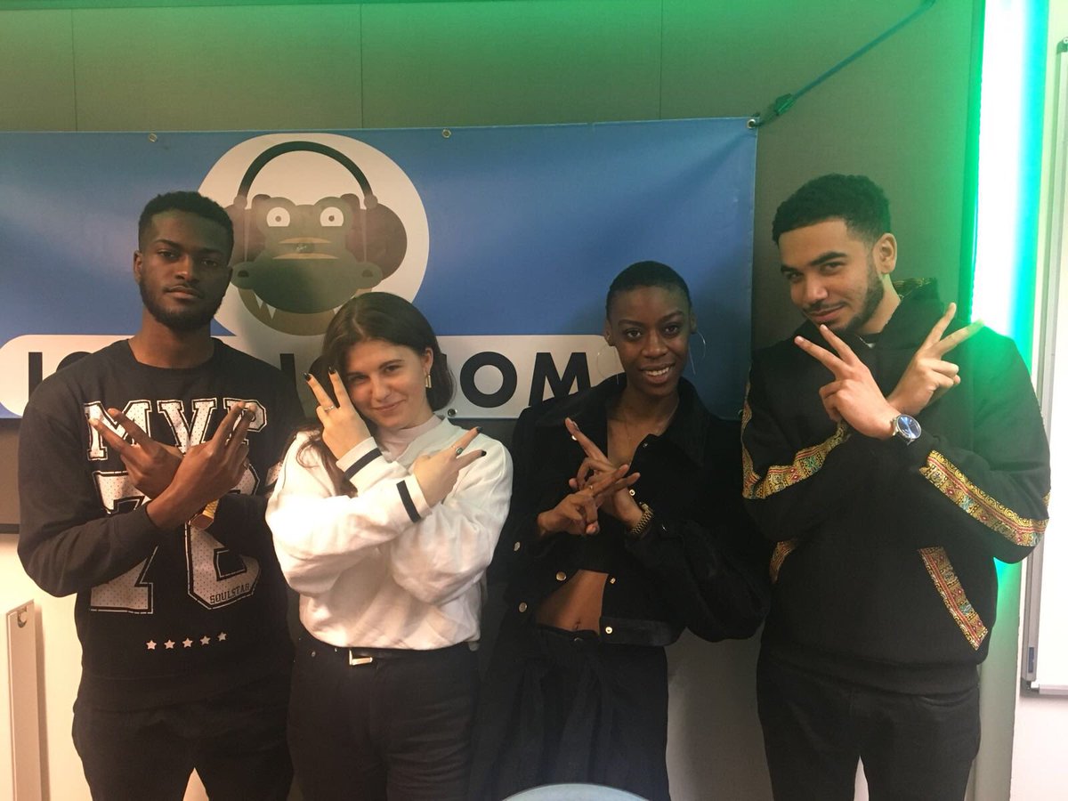 2gsinapod_'s tweet photo. 🚨2 Gs in a Pod x @Toomanymanshow🚨 EPISODE DROPPING TONIGHT #DontSleep #InternationalWomensDay https://t.co/SbNPCf7XRu