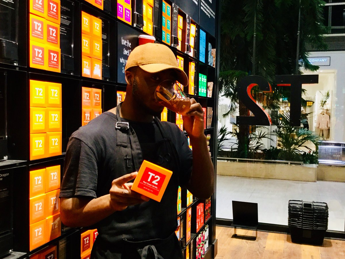 T2teaCentreMK's tweet photo. “Today I’m drinking Red Green Vanilla, it’s my mum’s favourite brew to sip after a long day!” ☕️
Hope everyone’s enjoying #InternationalWomensDay #IWD18 #T2Moments #teatoo #roobios https://t.co/u8hguzbLNX