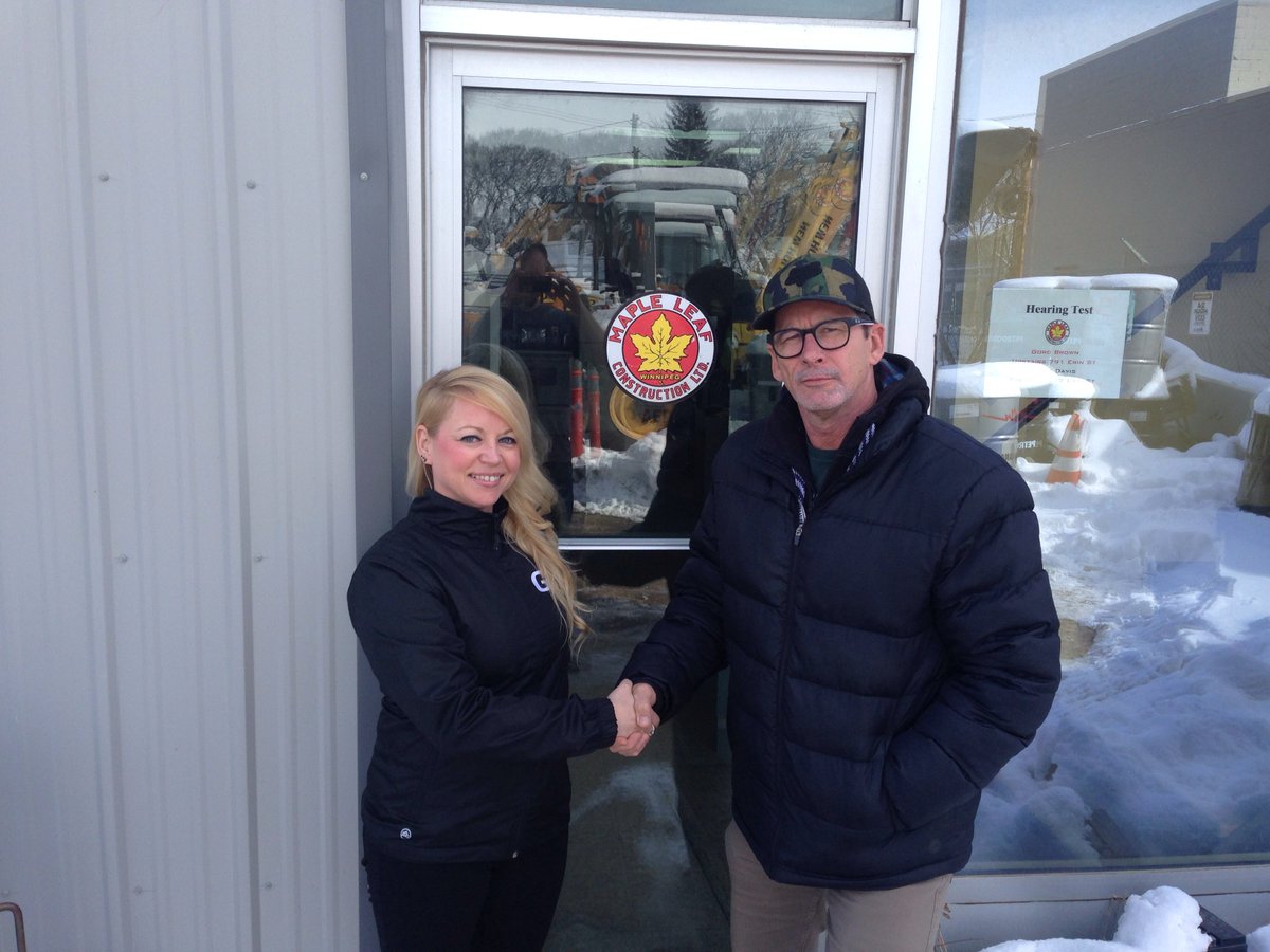 MichelleGole's tweet photo. Meet Michael Burtnick, CSO - Safety Manager - @MapleLeafConst

Today we talked about road safety, construction zone safety, and what we can do to work together to encourage and improve the culture of safe driving in construction zones. #RoadSafety #ConstructionZones https://t.co/BOQzuGQYaU